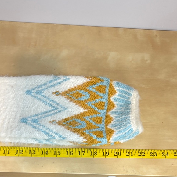Shrinking Violet Ivory Cardigan with Sky and Mustard Patterns - Picture 11 of 11